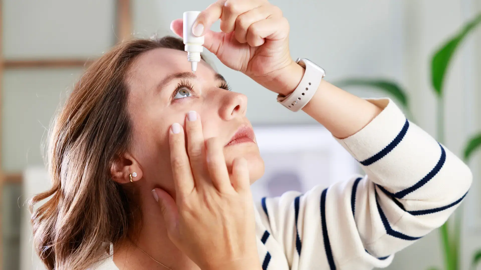 Dry Eye Supplements and Eye Drops: What the Clinical Studies Show